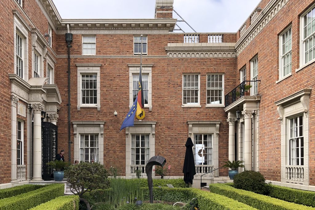 German Consulate General San Francisco › Oliver Gerhartz